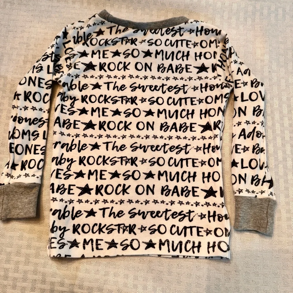 Honest‎ Company Organic Cotton Pajamas 2T Rockstar Print Toddler PJ Set